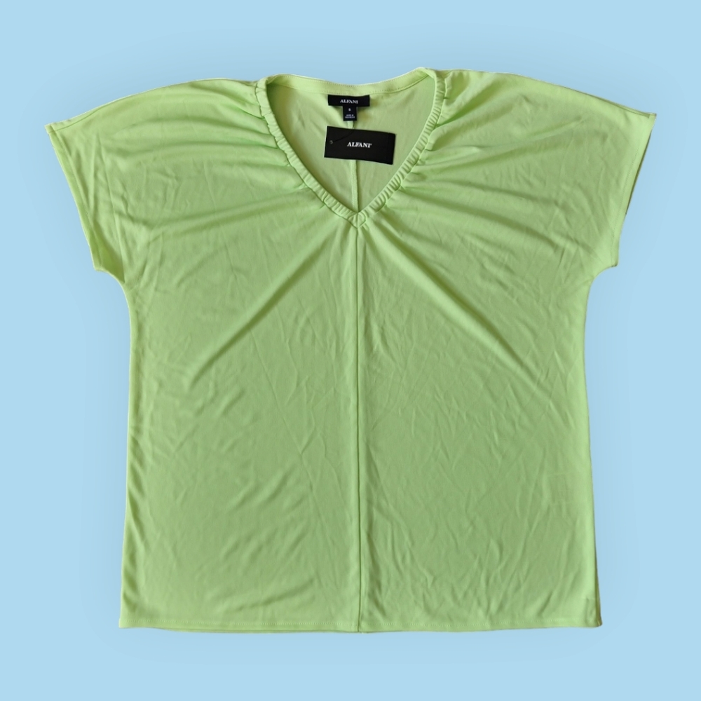 🆕️Alfani Women's V-Neck Shirt